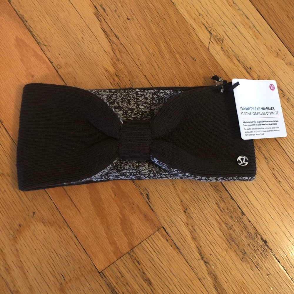NWT Lululemon divinity ear warmer